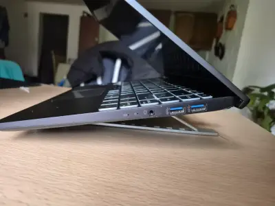 Laptop MSI 14'' Intel Core i5 - miniatura 5