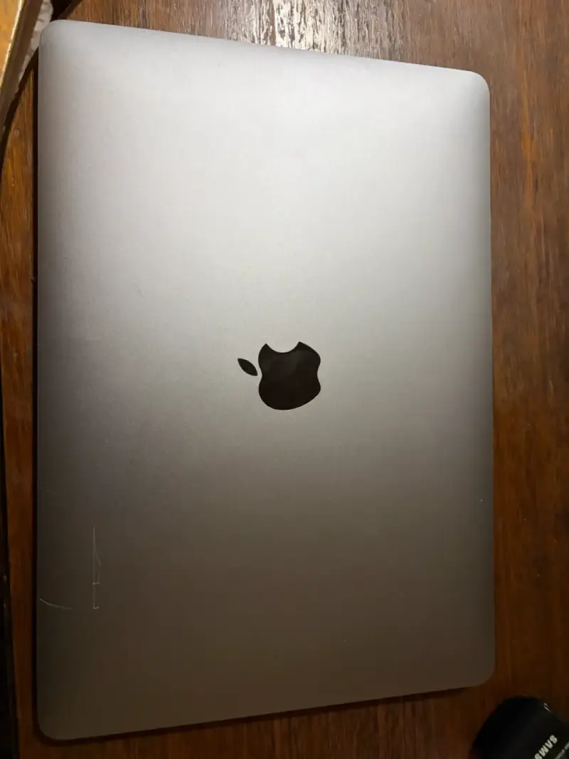 MacBook Air i3 2020 (detalle) - 4