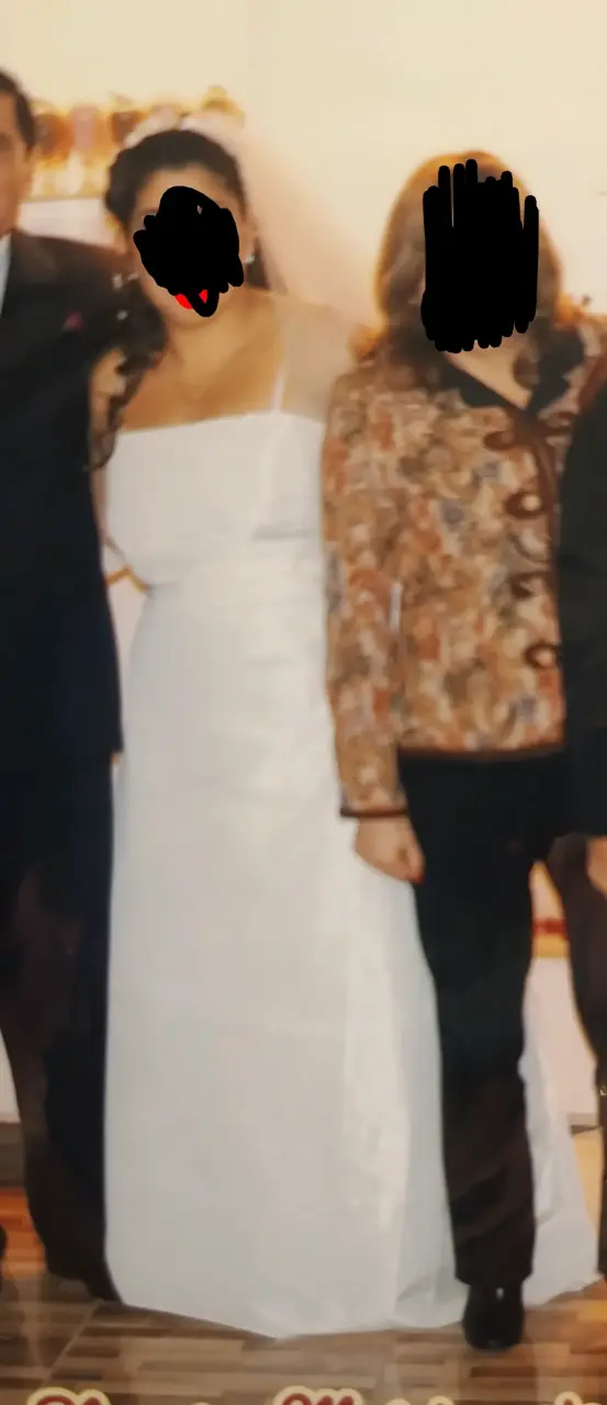 Vestido de novia blanco elegante - 4