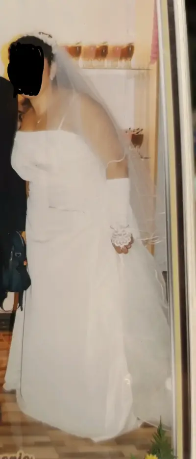 Vestido de novia blanco elegante - miniatura 5