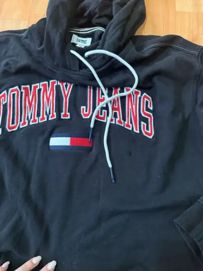 Polerón Tommy Jeans negro - miniatura 6