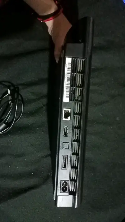 Consola PS3 con control y juegos - miniatura 3