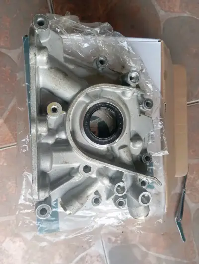 Bomba de aceite Ford Ecosport/Fiesta 1.6 - miniatura 1