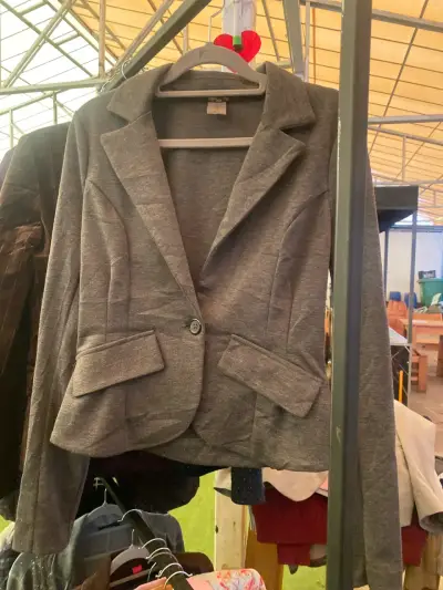 Blazer gris para mujer - miniatura 1