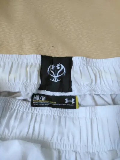 Short deportivo de hombre under armour - miniatura 2