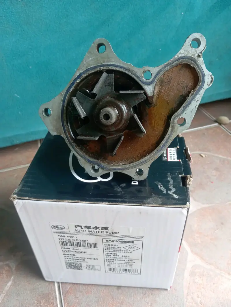 Bomba de agua para Jac Refine 2.8 - 2