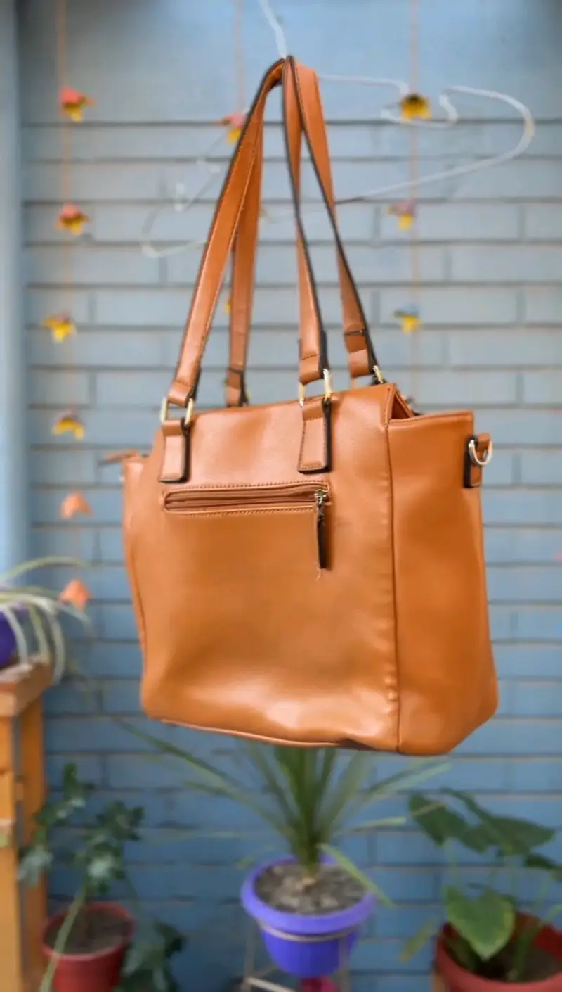 Cartera marrón con pañuelo - 2
