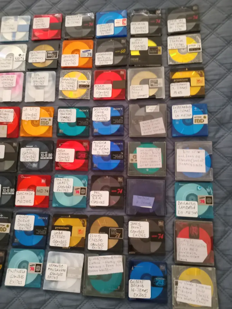 Colección de MiniDiscs variados - 6