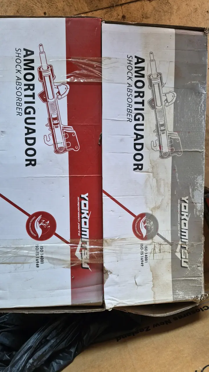 Amortiguadores  Yokomitsu nuevos para Hyundai Fe - 2