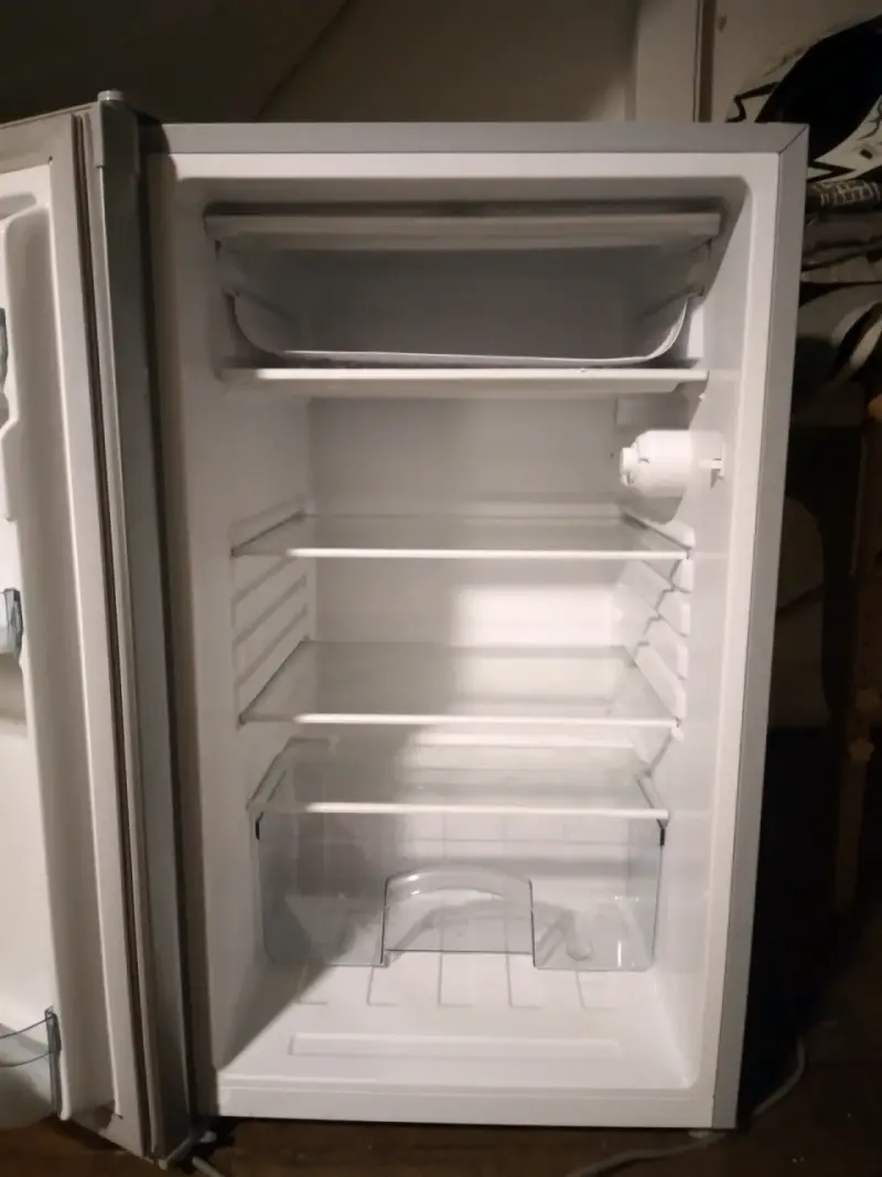 Refrigerador pequeño Wurla plateado - 2