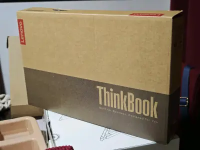 Lenovo Thinkbook 14 G7 ARP NUEVA - miniatura 5