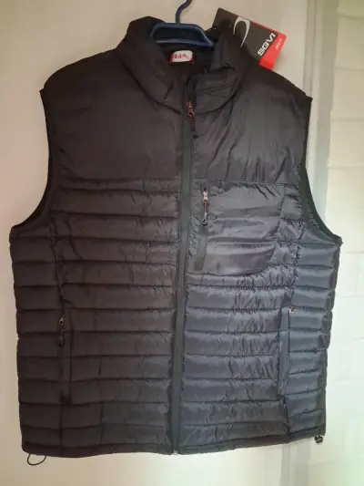 Chaqueta sin mangas negro - miniatura 2