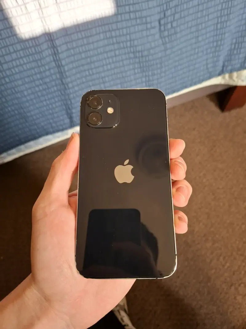 Iphone 12 - 5