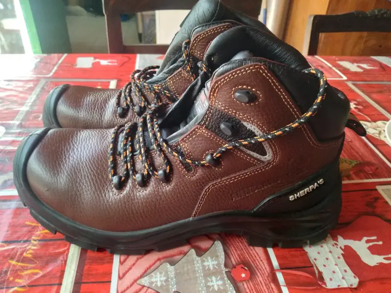 Botas de seguridad marrones marca Scherpas - 2