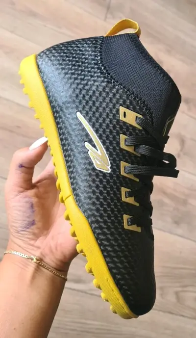 Zapatillas de futbol  negras talla 36 - miniatura 3