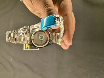 Reloj de pulsera metálico - miniatura 4