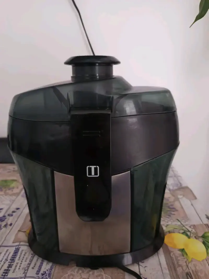 Extractor de jugos marca thomas - 1