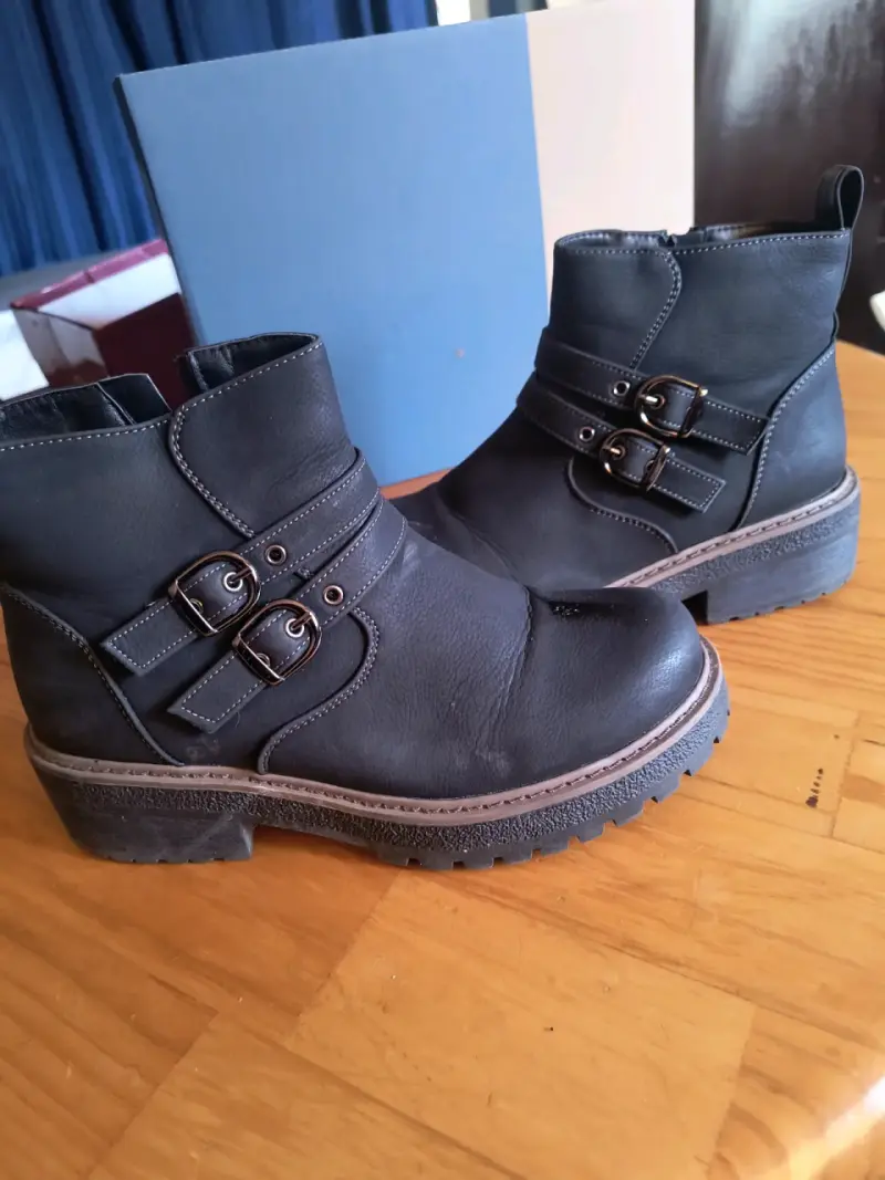 Botines de cuero negros - 3