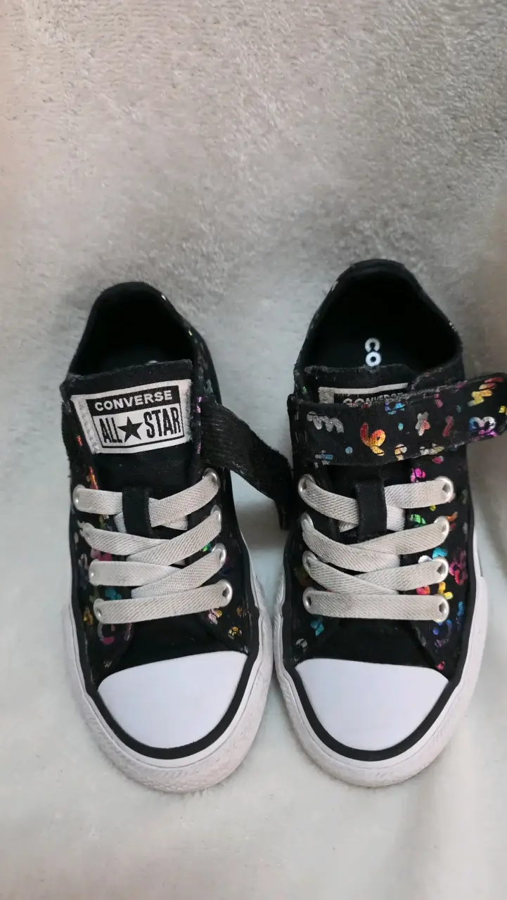 Zapatillas Converse negras con diseño floral - 5