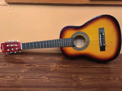 Guitarra Acustica Niño - miniatura 1