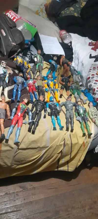 Lote de figuras de acción - miniatura 2