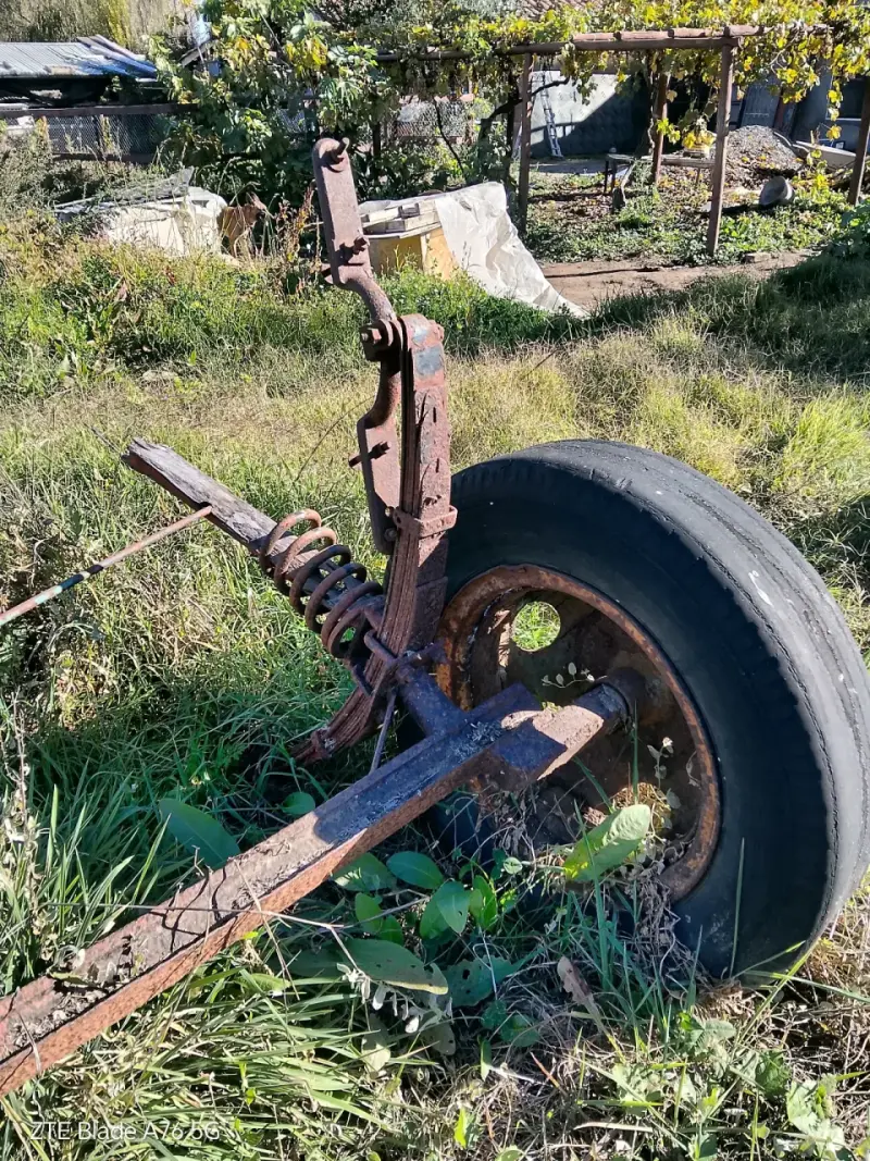 Arado de hierro antiguo - 5