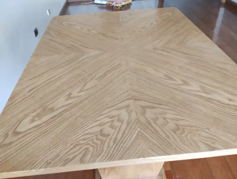 Mesa de comedor de madera - 1