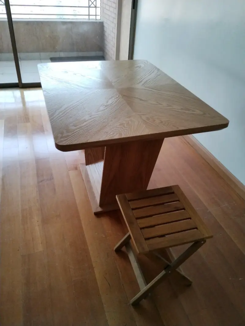 Mesa de comedor de madera - 3