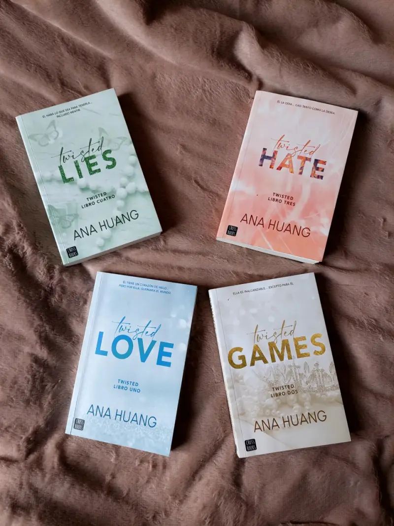 Saga Twisted de Ana Huang