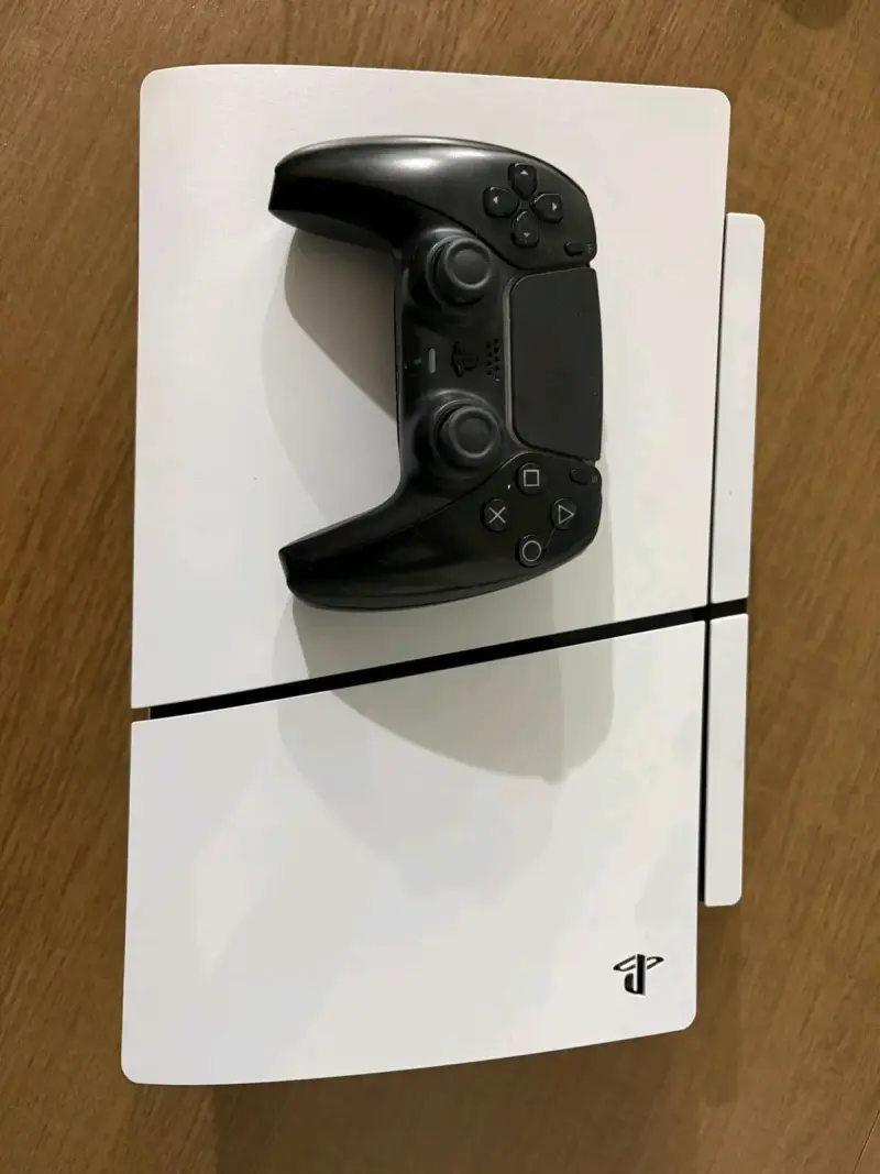 Consola PlayStation 5 slim 1tb 6 meses de uso