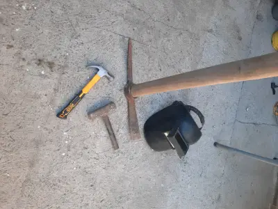 Herramientas de construcción usadas - miniatura 2