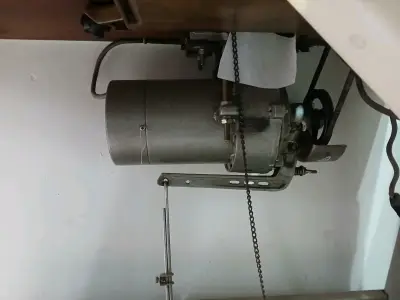 Máquina de coser industrial - miniatura 4