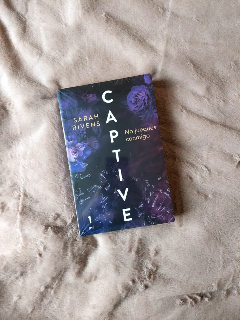 Libro 'Captive' de Sarah Rivens