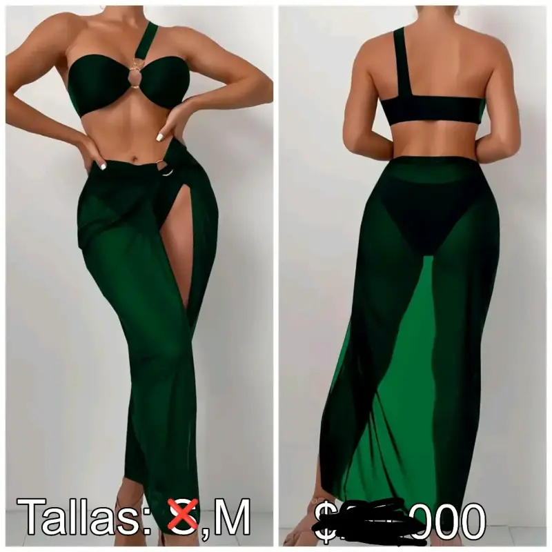 Traje de baño verde con transparencia