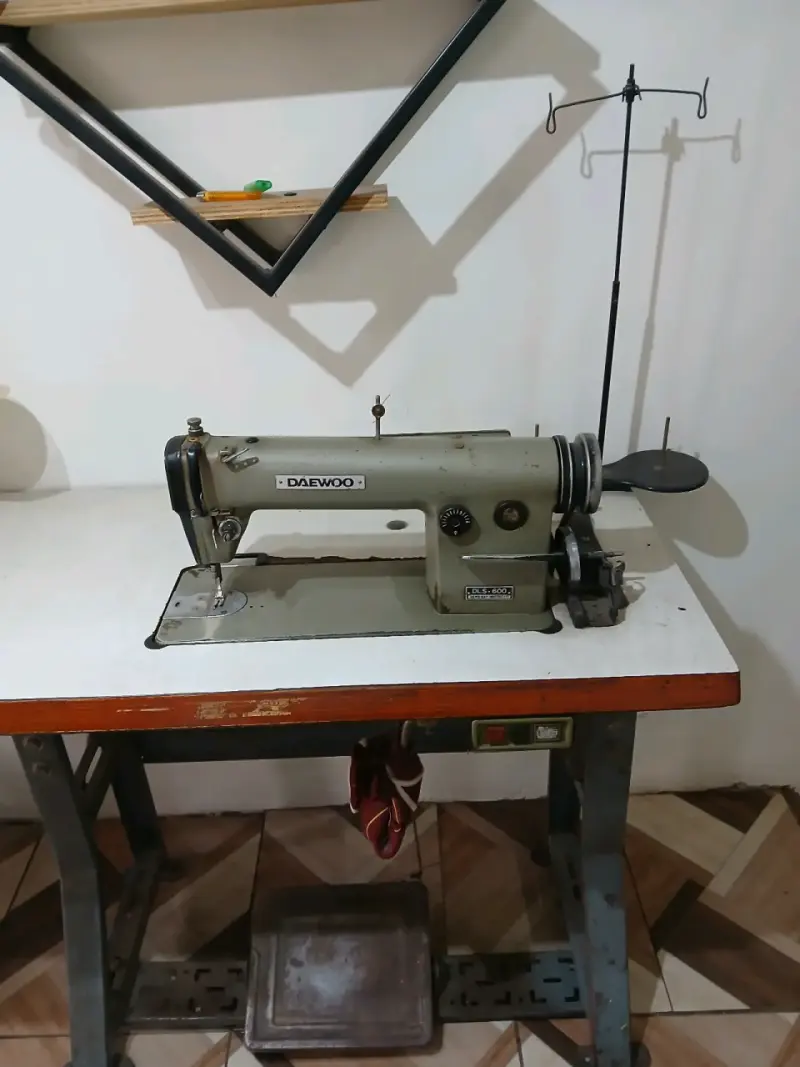 Máquina de coser Daewoo industrial - 5
