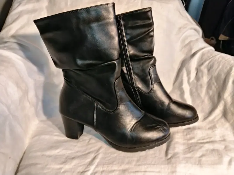 Botines negros de cuero sintético - 3