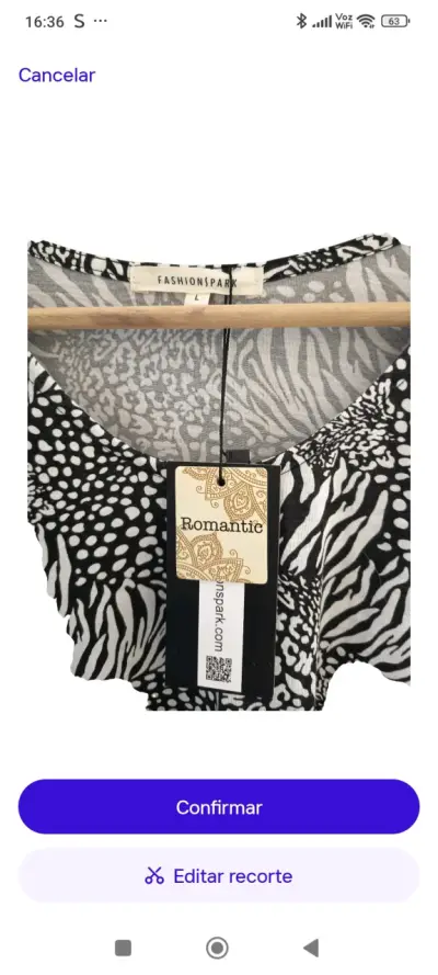 Blusa estampada blanco y negro - miniatura 5