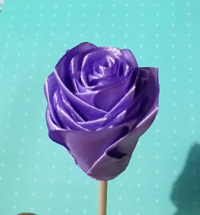 Flor decorativa de cinta - miniatura 1