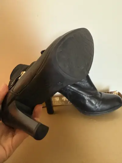 Botines de cuero negros - miniatura 2