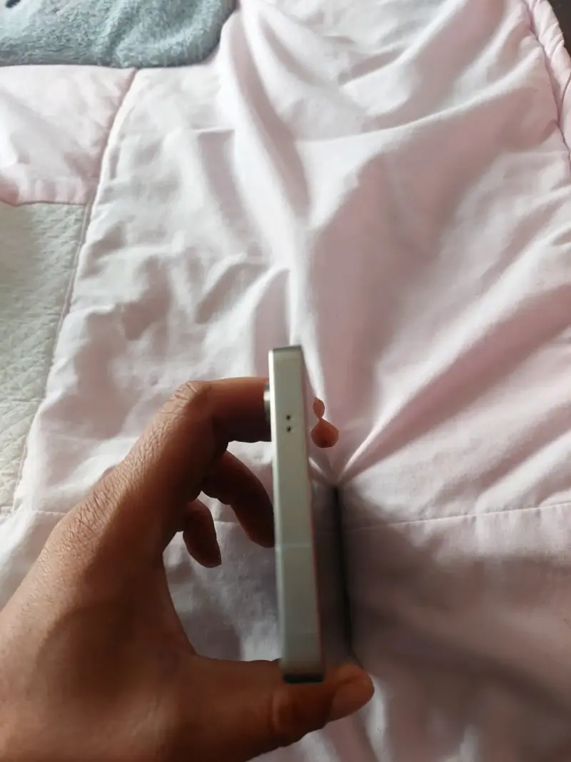 Samsung Galaxy S25 Ultra nuevo - 3