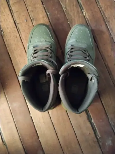 Botas talla 43 en buen estado - miniatura 3
