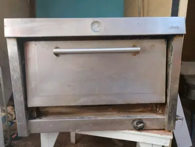 Horno a gas industrial usado maigas - miniatura 1