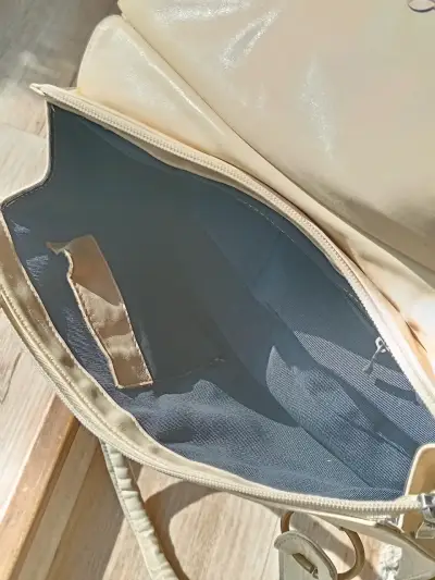 Cartera beige elegante - miniatura 1