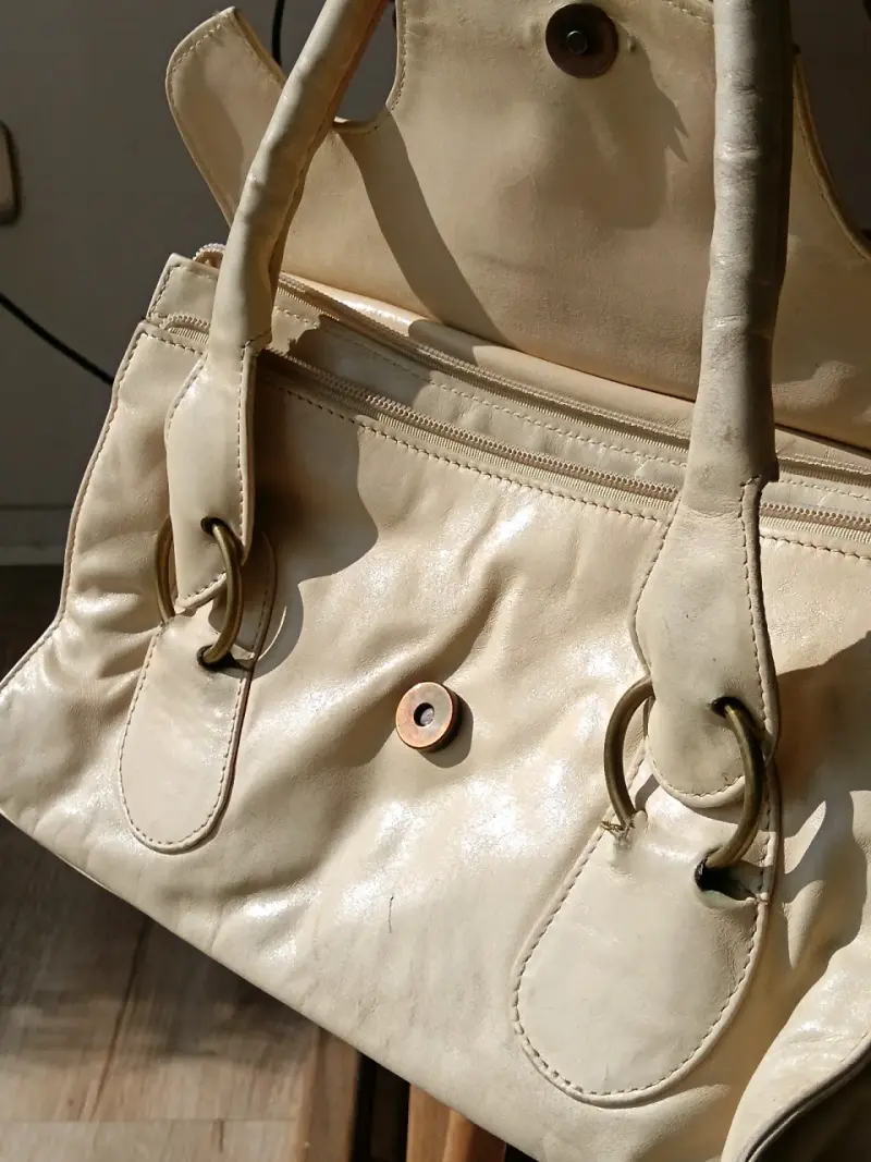 Cartera beige elegante - 3