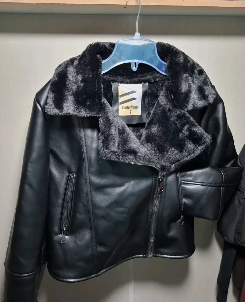 Chaqueta negra - 1