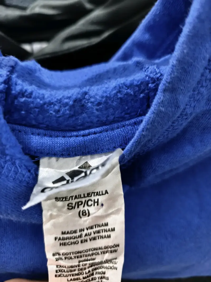 Polerón deportivo Adidas azul y negro - 2