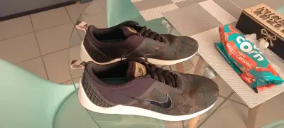 Zapatillas Nike negras - miniatura 4