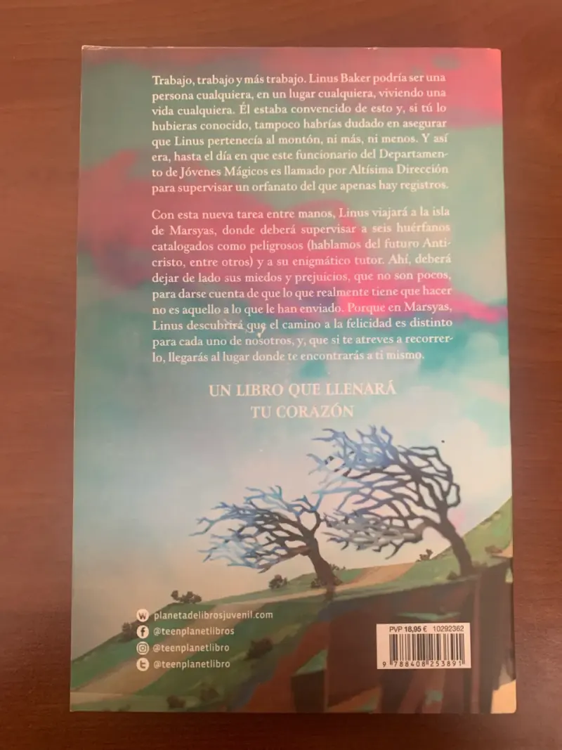 Libro La casa en el mar más azul - 2