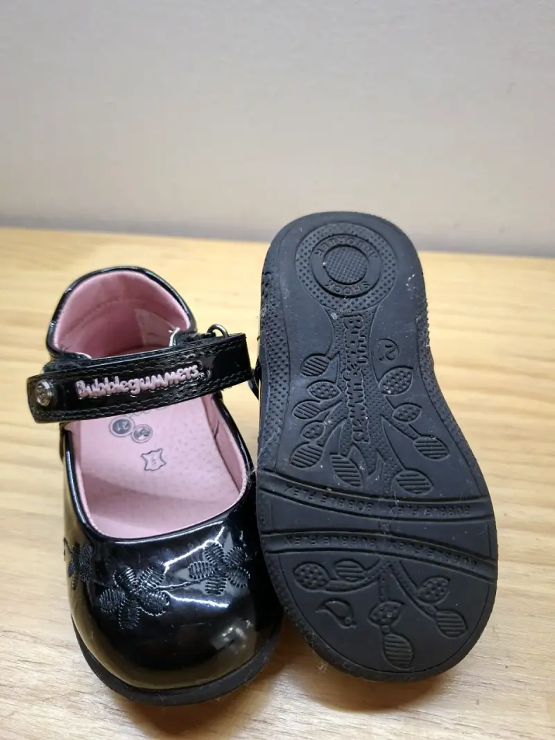 Zapatos negros charol para niñas - 3