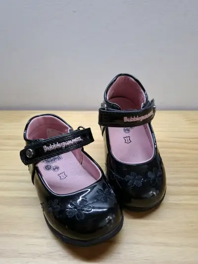 Zapatos negros charol para niñas - miniatura 5